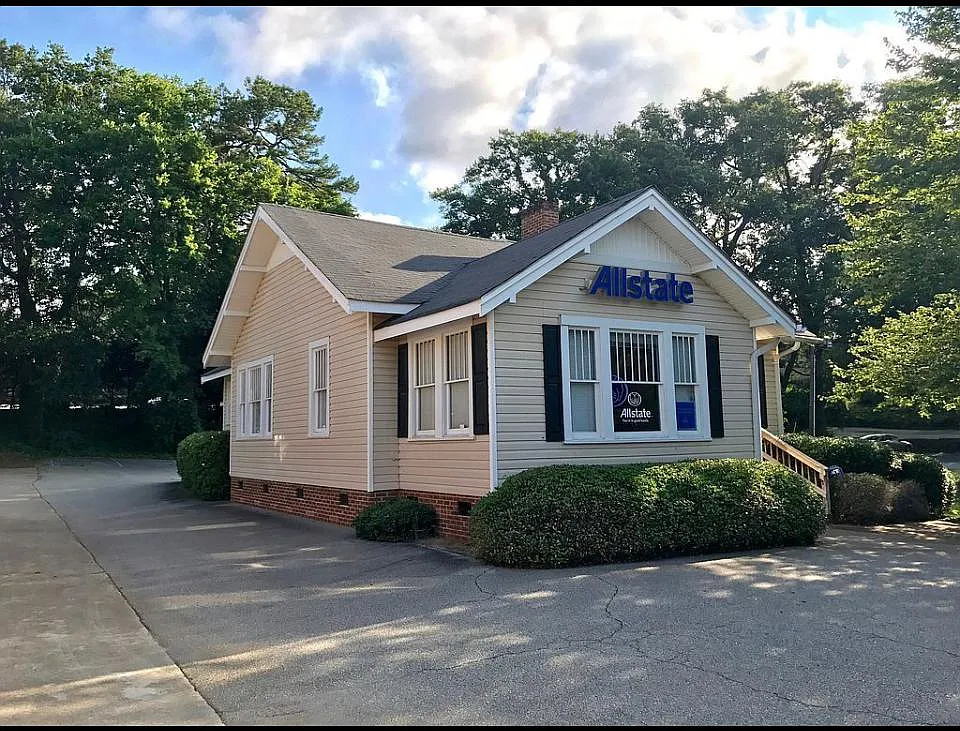 3 bed, 1850 sqft, $4,500 — Photo 2