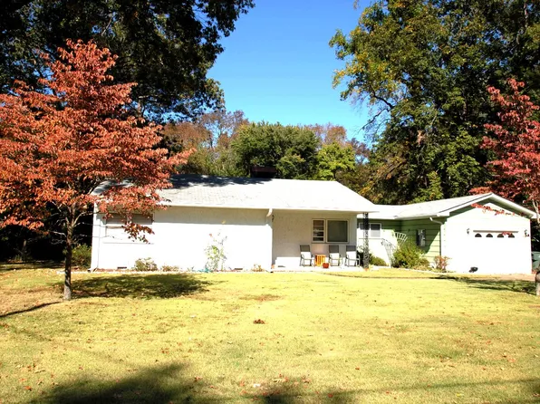6282 Taylor Dr, Norfolk, VA 23502
