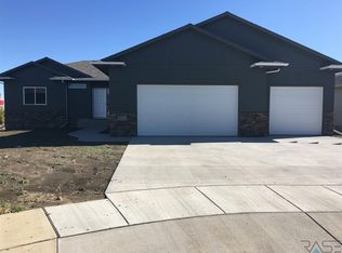 8512 W Nikita Dr, Sioux Falls, SD 57106