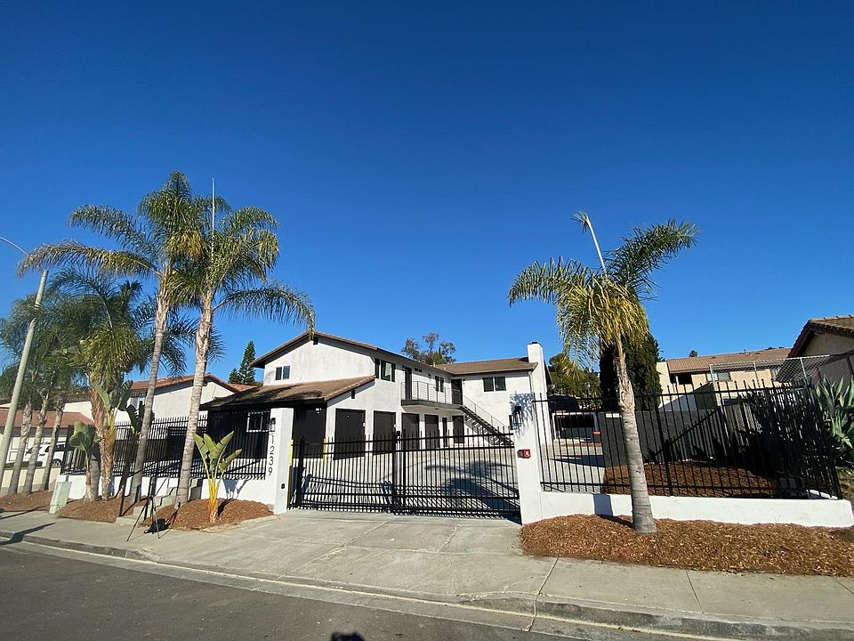 1st image of 1239 N Citrus Ave #C