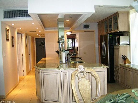 4th image of 4001 Gulf Shore Blvd N APT 1406