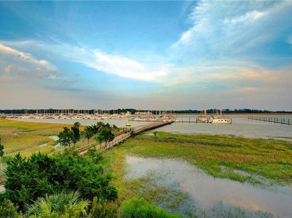 1 Marina Dr APT 401A