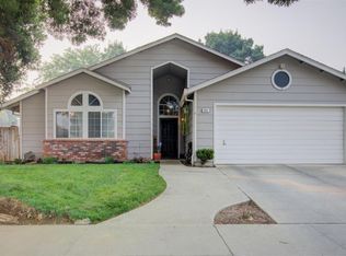 604 Westfield Ln, Patterson, CA 95363