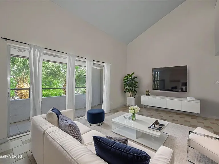 2581 Countryside Blvd #304 — Photo 9