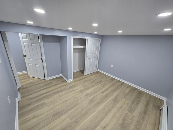 4th image of 113-24 208th St