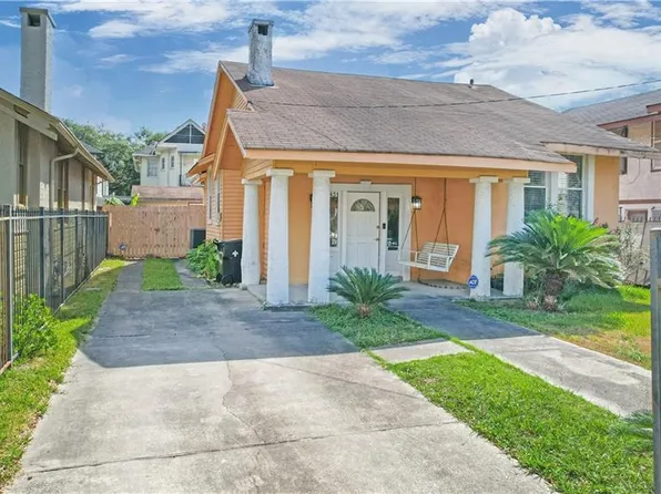 2831 Calhoun St, New Orleans, LA 70118
