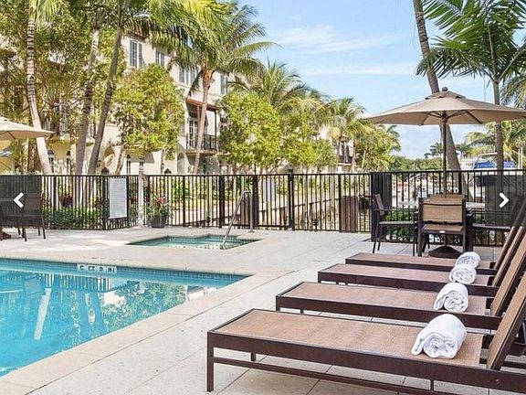 Intracoastal Pool & Hot Tub