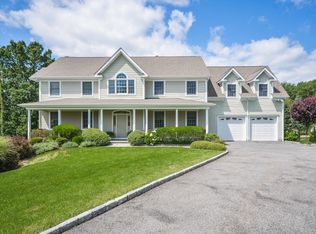 7 Roosa Ln, Ossining, NY 10562