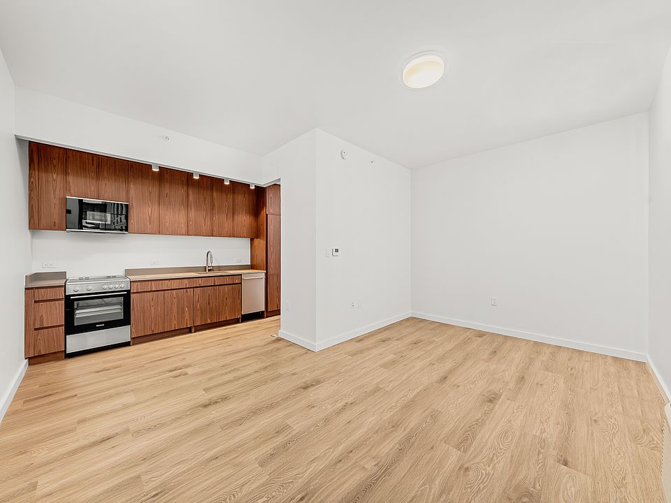 1st image of 40 Bruckner Blvd #7330