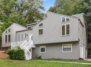 185 Castleair Ct NE, Kennesaw, GA 30144
