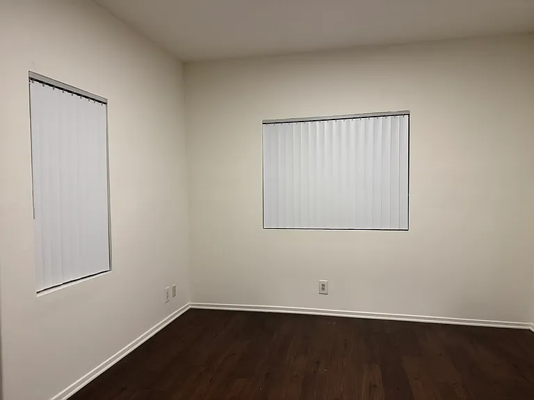 402 S Canyon Blvd #2 — Photo 7
