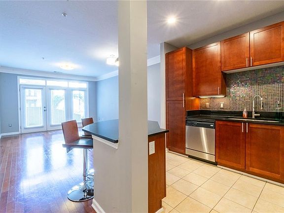 4th image of 400 17th St NW Unit 2118