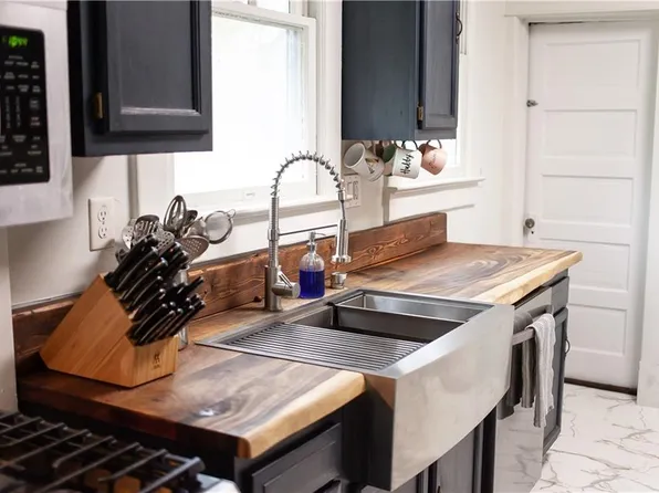 1040 Leckie St, Portsmouth, VA 23704