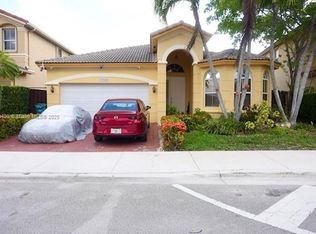 11169 NW 80th Ln, Doral, FL 33178