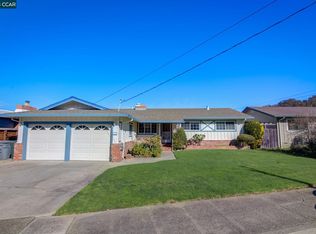 839 Dell Rd, Pacifica, CA 94044