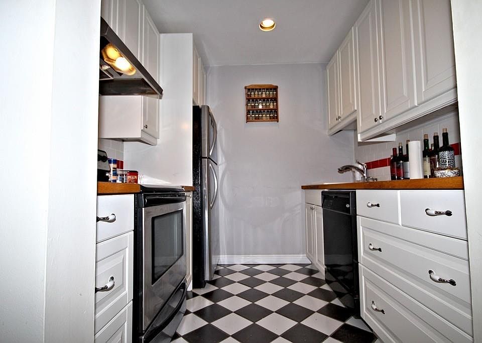 1st image of 10 Weston Ave APT 124
