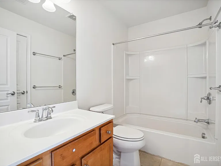 1501 Gabriel Ln — Photo 14