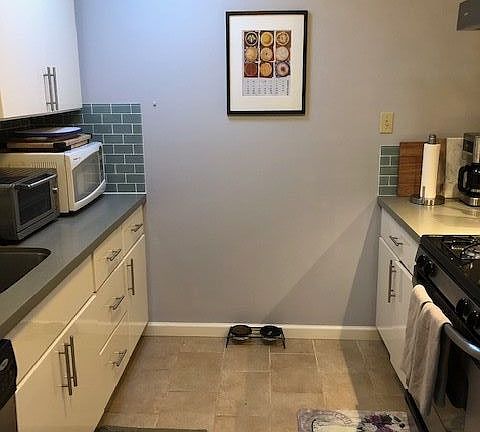 Quartz countertops and newer cabinets