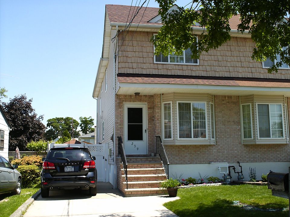 1st image of 239 Kensington Ave