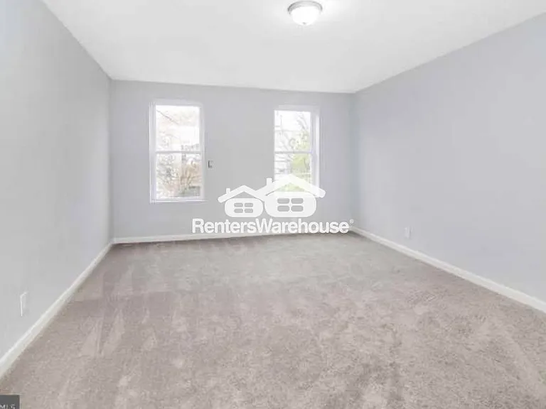 3706 Claremont Ave — Photo 5