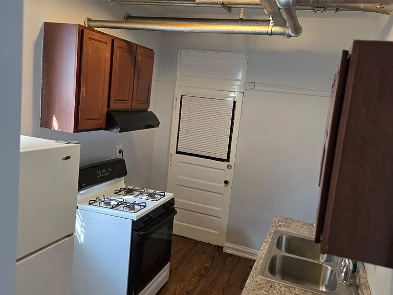 8058 S Hermitage Ave — Photo 39