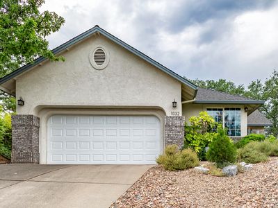 1032 Edgewater Ct, Redding, CA, 96003