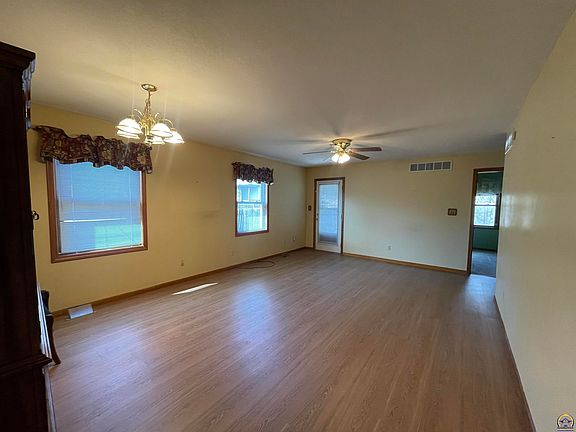 2nd image of 5326 SW Reeder St