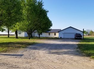 18780 E James Rd, Nevada, MO 64772