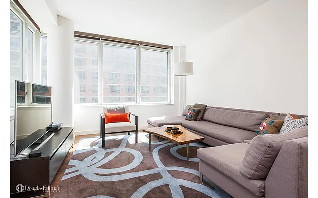 Rented by Douglas Elliman | media 28