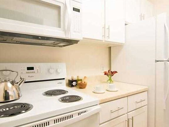 3rd image of 21 Westwood Ter #120