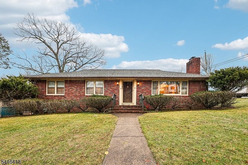 1st image of 80-84 Squaw Brook Rd