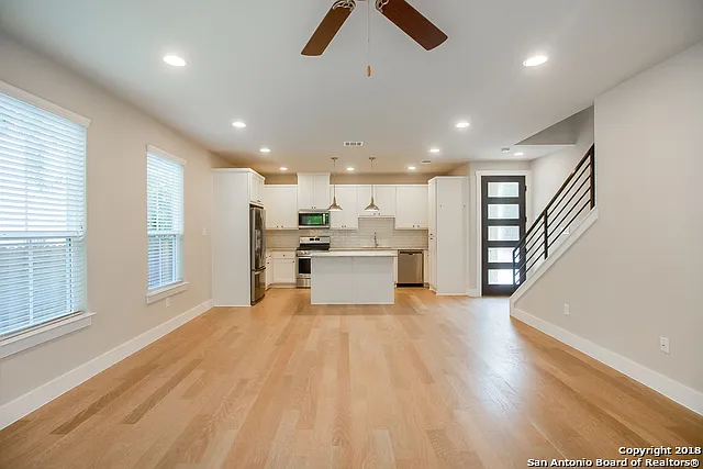 140 Claremont Ave #102 — Photo 4