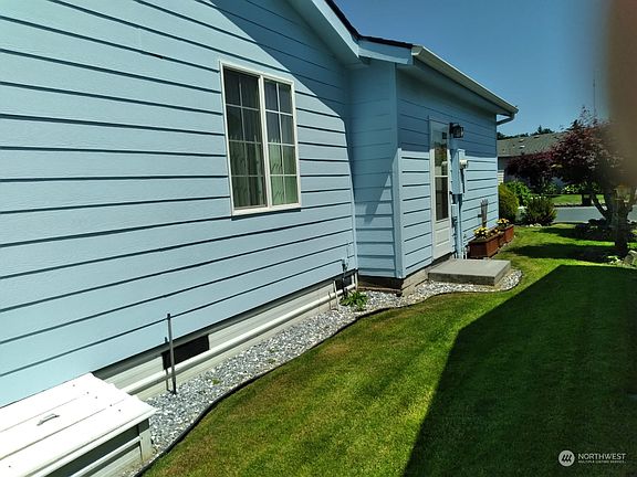4th image of 1918 Harrison Avenue #20