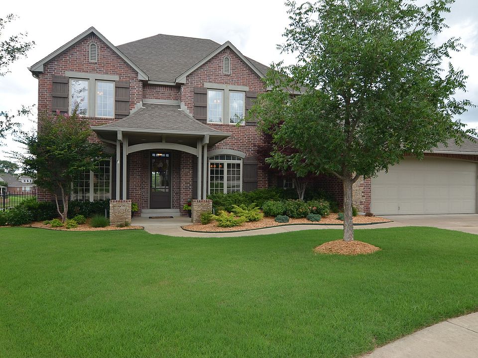 Exquisite front landscaping