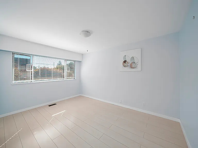 3820 Earlmond Ave — Photo 2