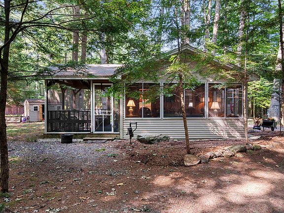 2nd image of 21 Tall Pines Way