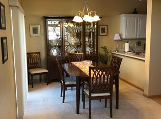 17589 Hackberry Ct, Eden Prairie, MN 55347