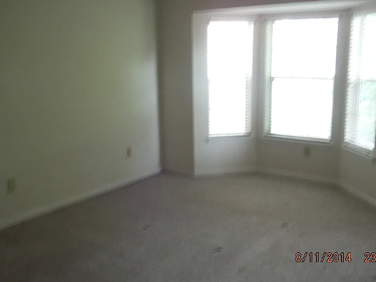 1311 Stillwater Ct — Photo 6