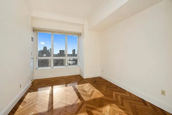 Sold by Keller Williams NYC | media 18