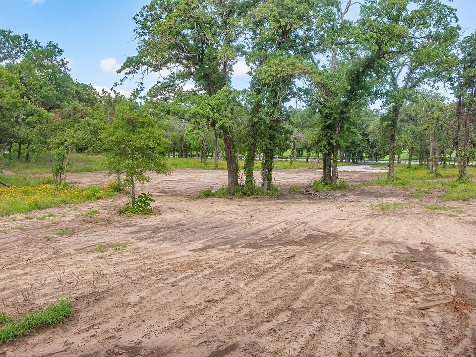 1st image of 19715 S Highway 281