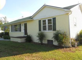 130 Orchard Rd, Cosby, TN 37722