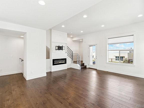 4th image of 5682 N Galena Street
