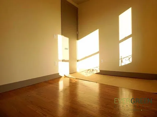 Rented by Bedford Brownstone Realty | media 32