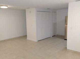 1530 Ryar Rd APT 6, Jacksonville, FL 32216