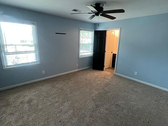 4th image of 5115 C Lawndale Dr