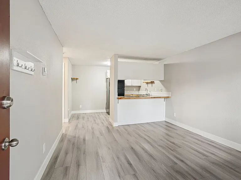 Bagley Estates- HOME SWEET HOME- UP TO 4 WEEKS FREE! — Photo 33