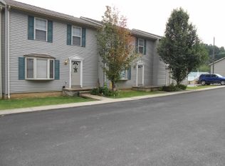 9551 Cost Ave APT 26, Stonewood, WV 26301