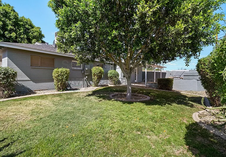 6916 E Windsor Ave — Photo 19
