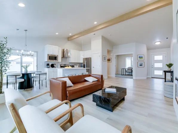 903 N Euclid Rd, Grandview, WA 98930