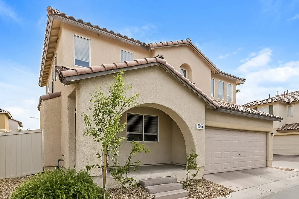 3 bed, 2.5 bath, 1476 sqft, $1,985 — Photo 4